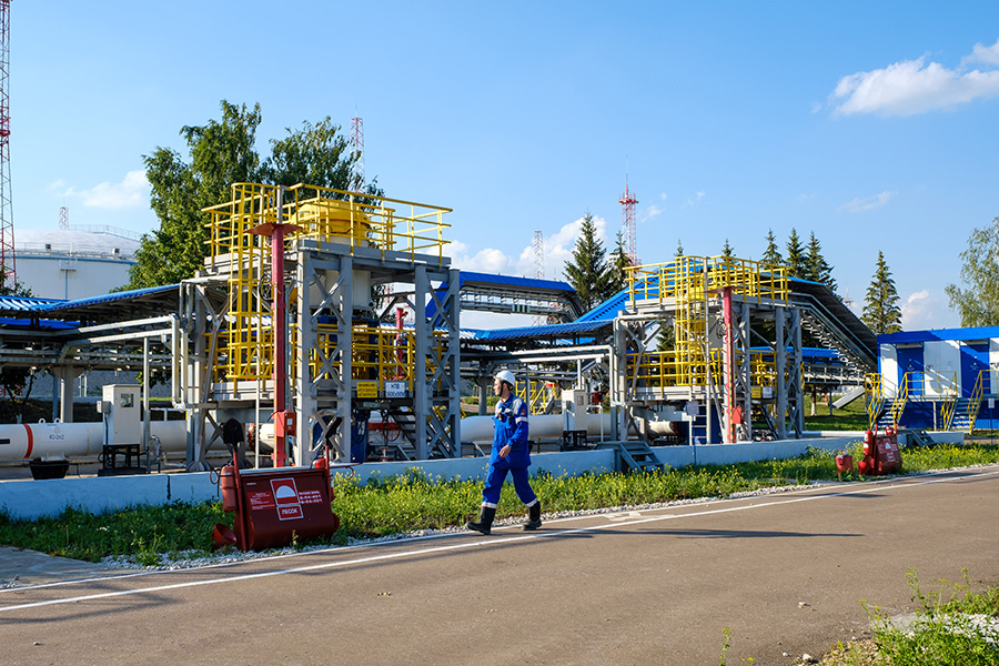 Специалисты АО «Транснефть – Прикамье» провели ремонт и замену запорной арматуры на производственных объектах