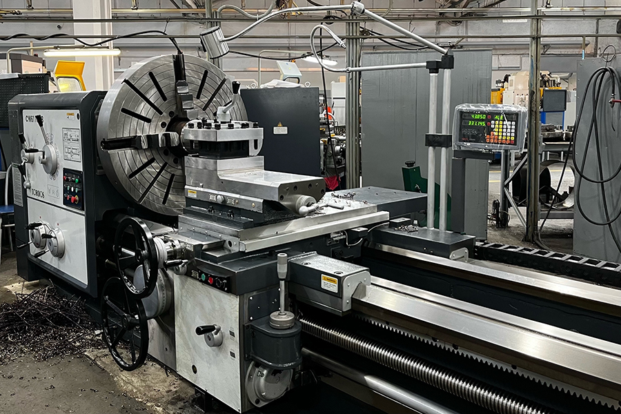 В сварочно-механическом цехе МК &laquo;Сплав&raquo; запустили в работу новый токарный станок