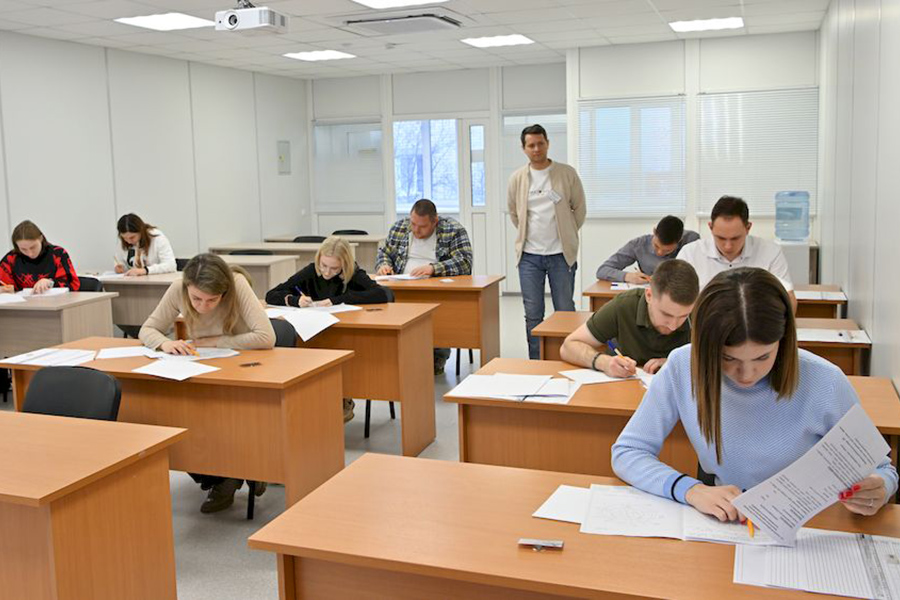 Специалисты АО &laquo;АПЗ&raquo; приняли участие в конкурсе профессионального мастерства &laquo;Инженер года&raquo; имени А.П. Червякова