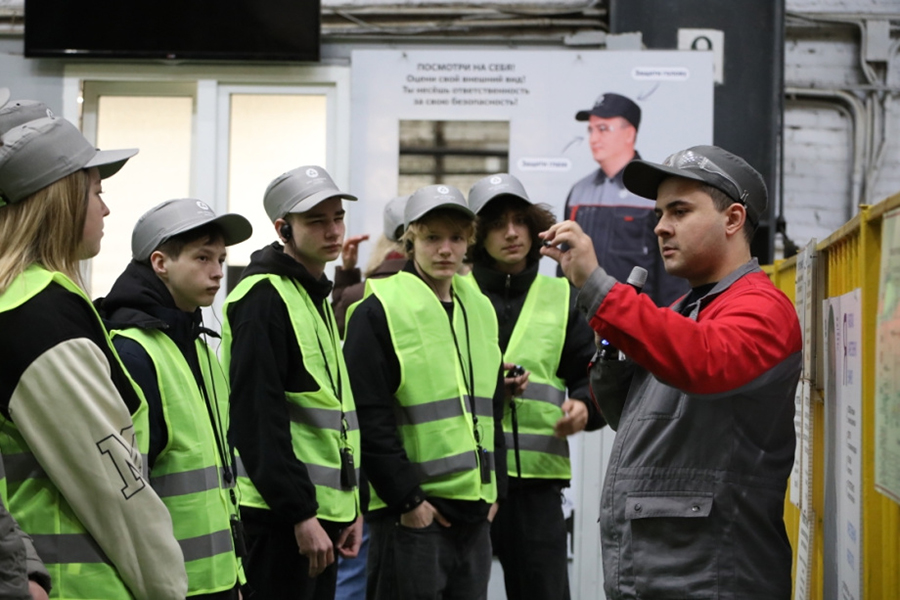 Завод &laquo;ЗиО-Подольск&raquo; в рамках акции &laquo;Неделя без турникетов&raquo; посетили учащиеся школ, студенты ВУЗов и СУЗов
