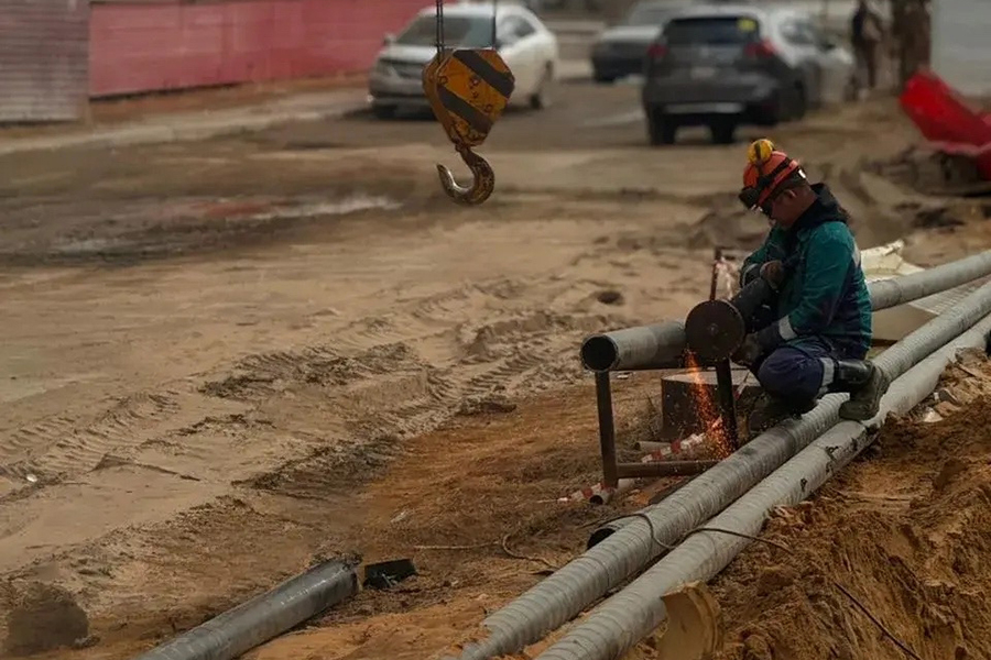 АО &laquo;Сахатранснефтегаз&raquo; проводит замену газопровода низкого давления в Якутске