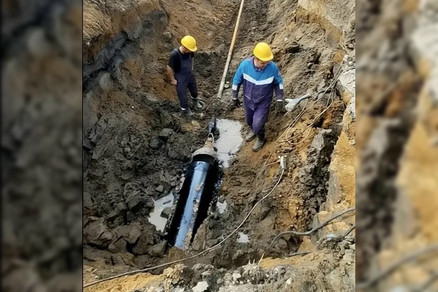 АО &laquo;Сахатранснефтегаз&raquo; проводит замену газопровода высокого давления 1970 года укладки на Хатын-Юряхском шоссе города Якутска.