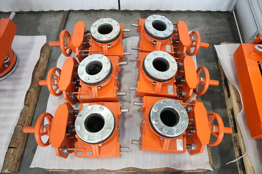 НПО «КОМПОЗИТ» представляет шланговые и шиберно-ножевые задвижки, предназначенные для сложных условий эксплуатации