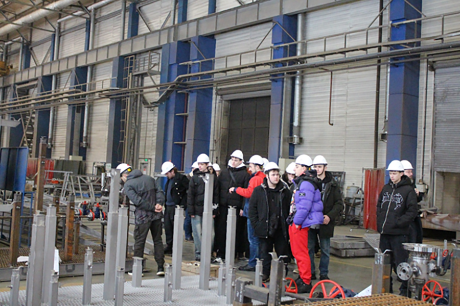 АО «Газстройдеталь» выступило площадкой проведения профориентационной экскурсии для студентов тульских колледжей