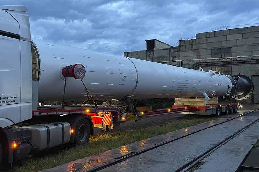 Завод «Курганхиммаш» поставил крупногабаритное колонное оборудование для новой установки подготовки конденсата в Якутии