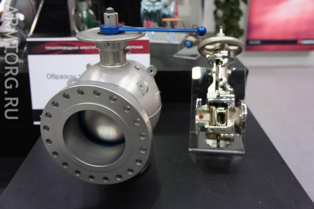 Нефтегаз-2011: Cameron Cooper - фоторепортаж со стенда