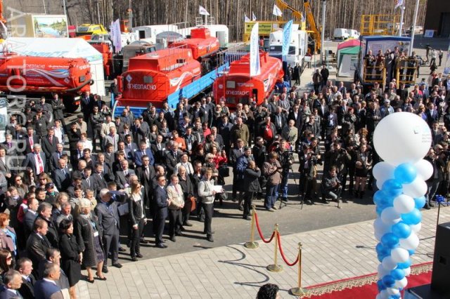 «Газ. Нефть. Технологии» - 2014. День первый. Открытие и участники