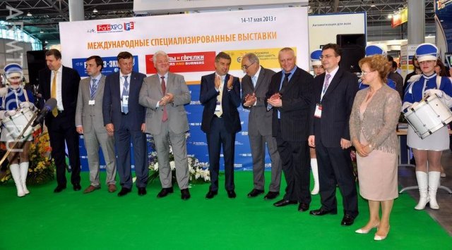 РосГазЭкспо-2013: центровая выставка по энергосбережению и эксплуатации газового хозяйства часть.1