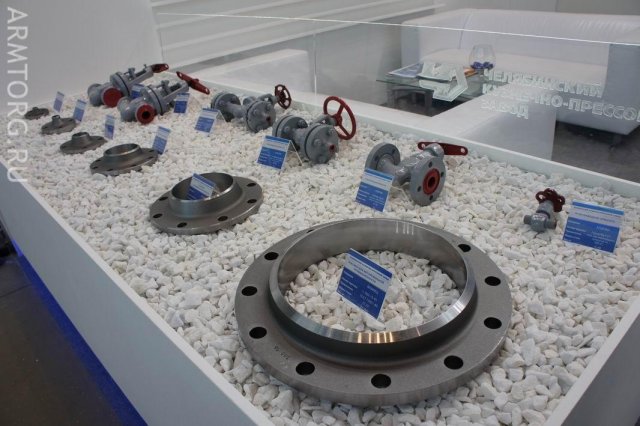 Нефтегаз-2011: ЧКПЗ (Челябинский Кузнечно-Прессовый Завод) - фоторепортаж со стенда