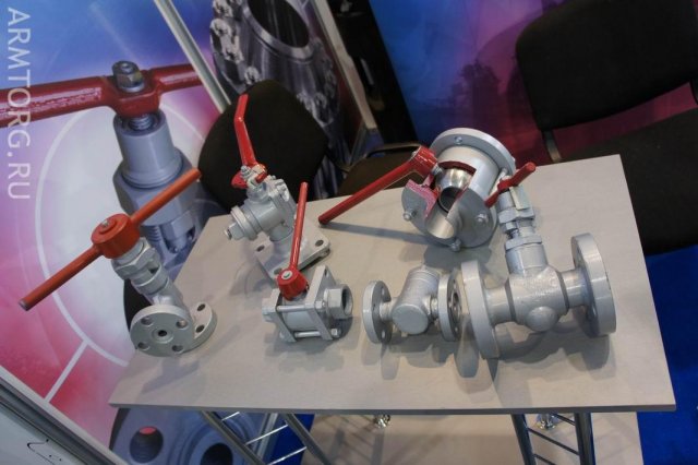 РосГазЭкспо - 2011: ЗАО СПЛАВ-М - фоторепортаж со стенда