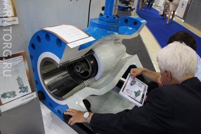 Стенды: Mokveld, Metso OY - фоторепортаж с Нефтегаза-2012