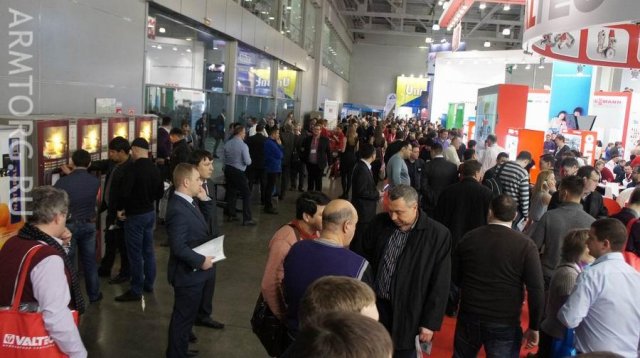 Aqua-Therm Moscow 2015. Третий день - трубопроводная арматура и все что с ней связано.