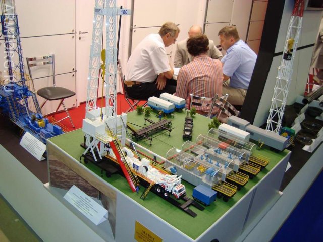 Выставка НЕФТЕГАЗ-2010 обзор часть 3 (фоторепортаж) 