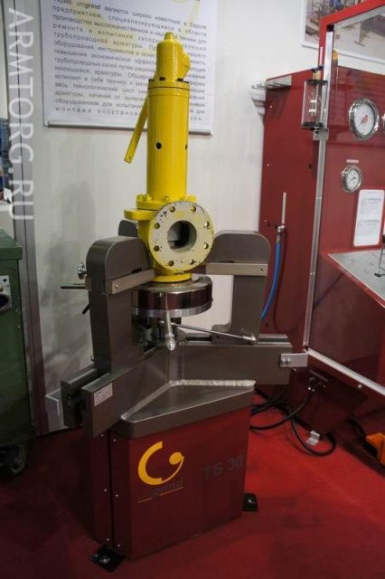 Unigrind, ООО УниПромТех: фоторепортаж со стенда компании в рамках Нефтегаз-2012