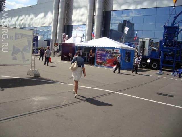 Выставка НЕФТЕГАЗ-2010 обзор часть 1 (фоторепортаж) 