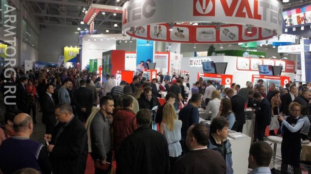 Aqua-Therm Moscow 2015. Третий день - трубопроводная арматура и все что с ней связано.