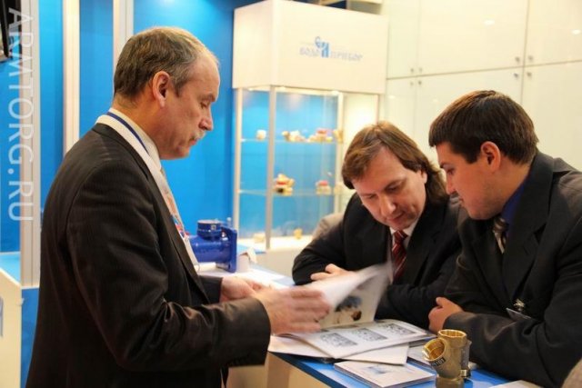 PCVExpo-2012: стенды, улыбки и лица выставки